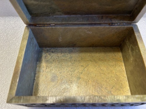 Carved Soap Stone Inlay Floral Leaves Design Trinket Box. RARE! - Picture 18 of 23