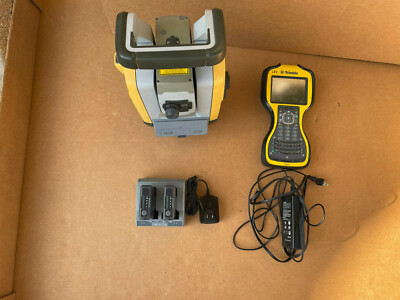Trimble SPS930 DR Plus 1'' / 1 Sec Precision 2.4 GHz Robotic Total Station w/TSC3
