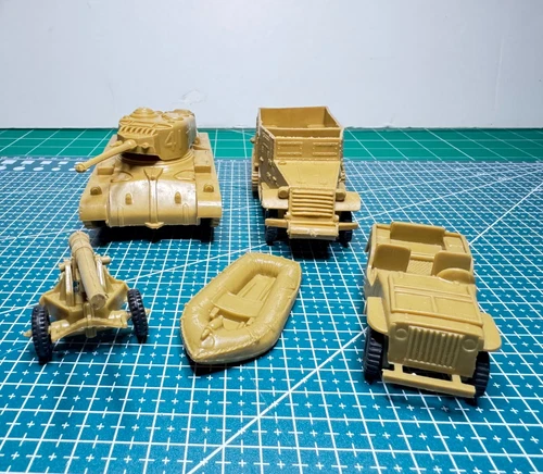 Vintage Marx Tan Desert Fox Vehicle Set