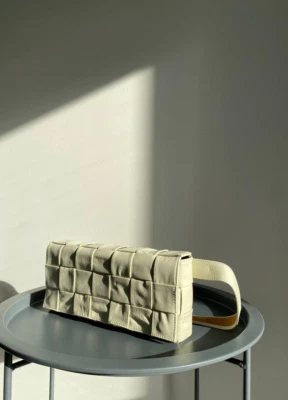 Bottega Veneta The Stretch Cassette Maxi Intrecciato Belt Bag Body - Bild 1 von 4