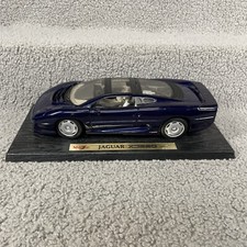 1992 JAGUAR XJ 220 1:18 Scale Diecast by MAISTO