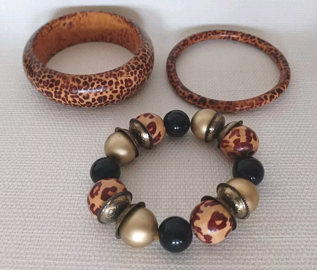 BANGLE BRACELET FLEX STRETCH MOCK ANIMAL SKIN BEADS WOODEN BOHO QUIRKY 3-image