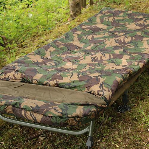 Gardner Tackle Camo Crash Bag / Carp Fishing 3 Season Sleeping Bag - Picture 4 of 9