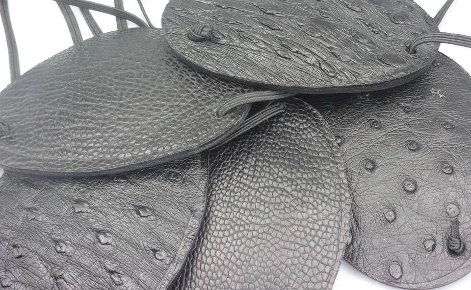 AVESTRUZ Y CUERO NEGRO, elástico reemplazable, hecho a mano - MEJOR PARCHE PARA OJOS DEL MUNDO Foto 2 de 4