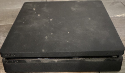 Sony PlayStation 4 Slim 500GB Black 1080p Wi-Fi Blu-Ray 2 Controllers Cables