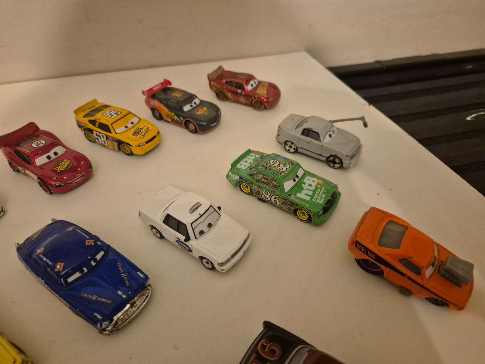 Picture 5 of 6