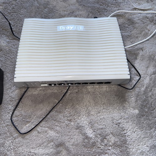 Routeur N sans fil Gigabit 300 Mbit/s DrayTek Vigor 2860n (V2860N)