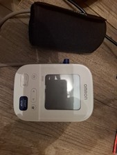 OMRON Evolv Health Blutdruckmessgerät Oberar...