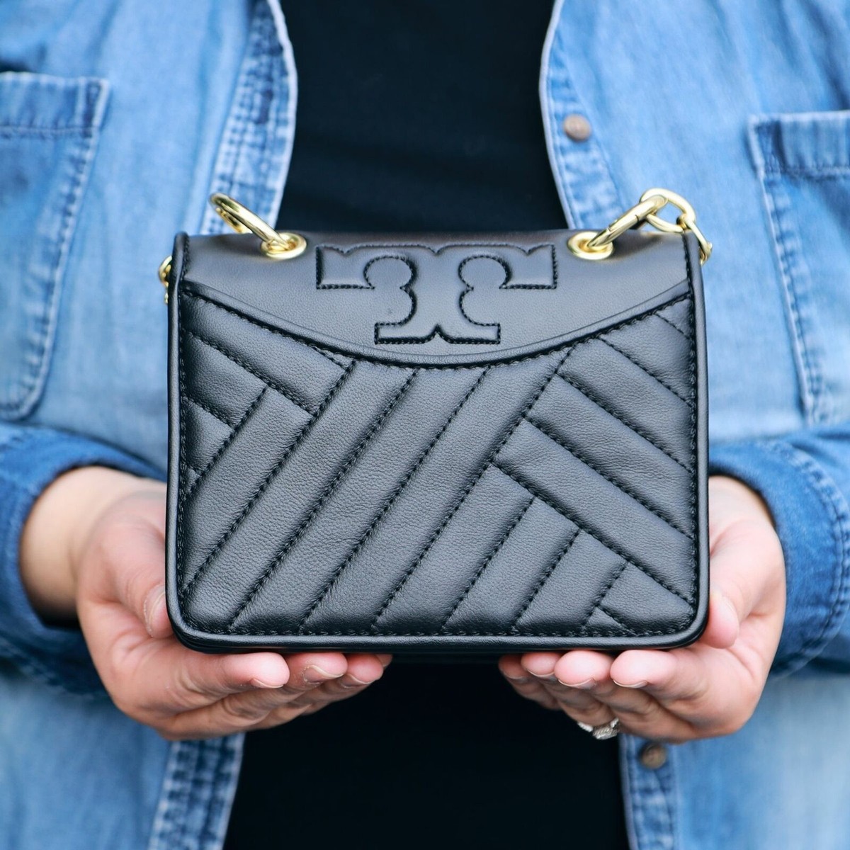 Tory Burch Alexa Mini Leather Crossbody Chain Shoulder Bag 50646