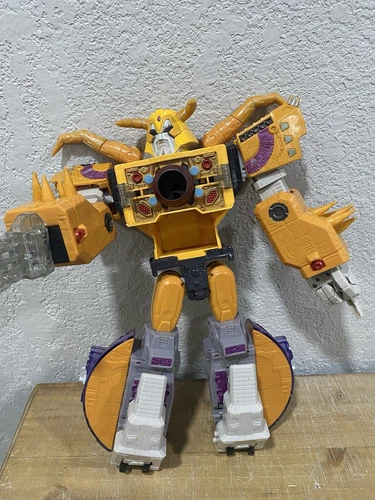 Unicron Transformers Armada Supreme Class Hasbro 2003 Action Figure - Incomplete