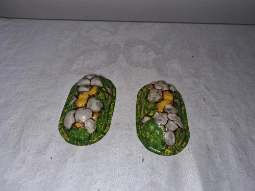 Vintage 1950s T. Cohn Fort Superior Tin Litho 4" Terrain Hills Lot of Two