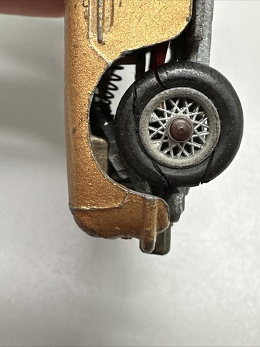 Corgi Toys James Bond 007 Gold With Figure Ejector Seat Aston Martin DB5 - Picture 16 of 17