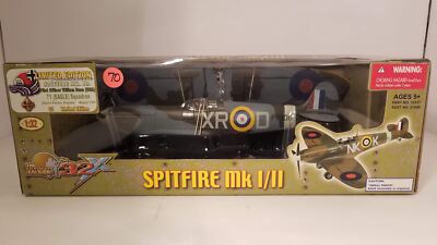 21st Century Toys Spitfire Mk IIa 1:32 Pilot W. Dunn Eagle
