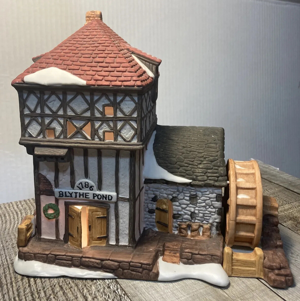 Click here to see eBay Auction