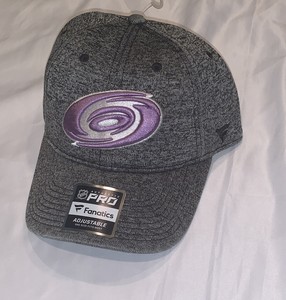 carolina hurricanes hockey fights cancer 2019