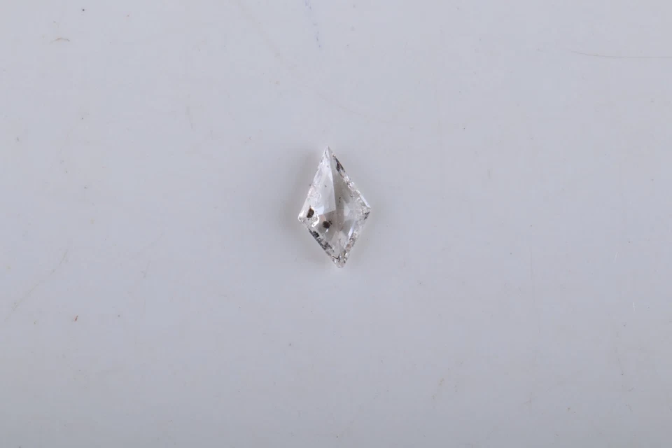 Tiny 0.20Cts Natural Clear White Fancy Kite Shape Loose Diamond DB116 - Image 3 of 4