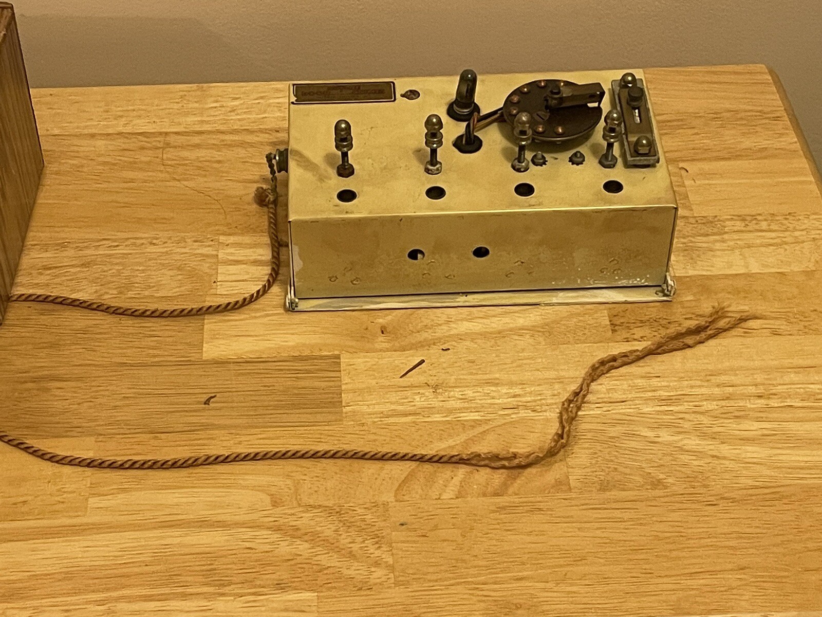 Nutone MidCentury 40s Vintage DoorBell 4 Tube Chime Bulb Not Orig Cover