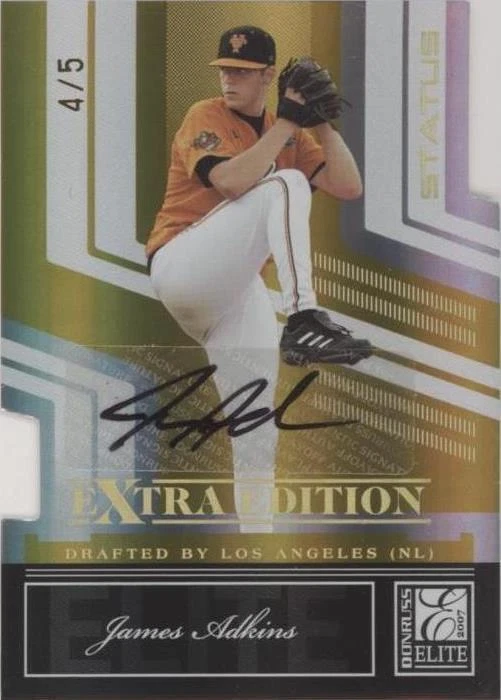 Status Gold Die-Cut Signatures