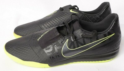 nike venom indoor