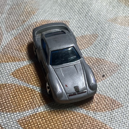 Hot Wheels Silver 1987 Porsche 959 Twin Turbo 1:64 Diecast Thailand - Picture 2 of 5