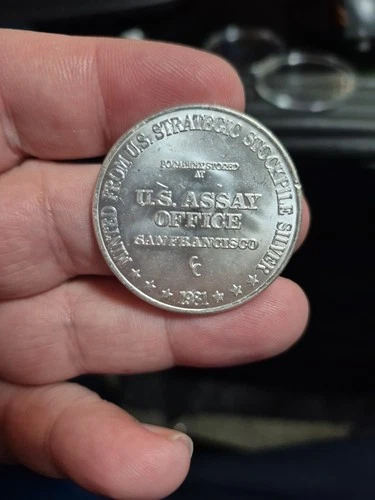 1981 Silver Round • 1 Troy Oz .999 Silver • U.S. Strategic Stockpile • SF Mint