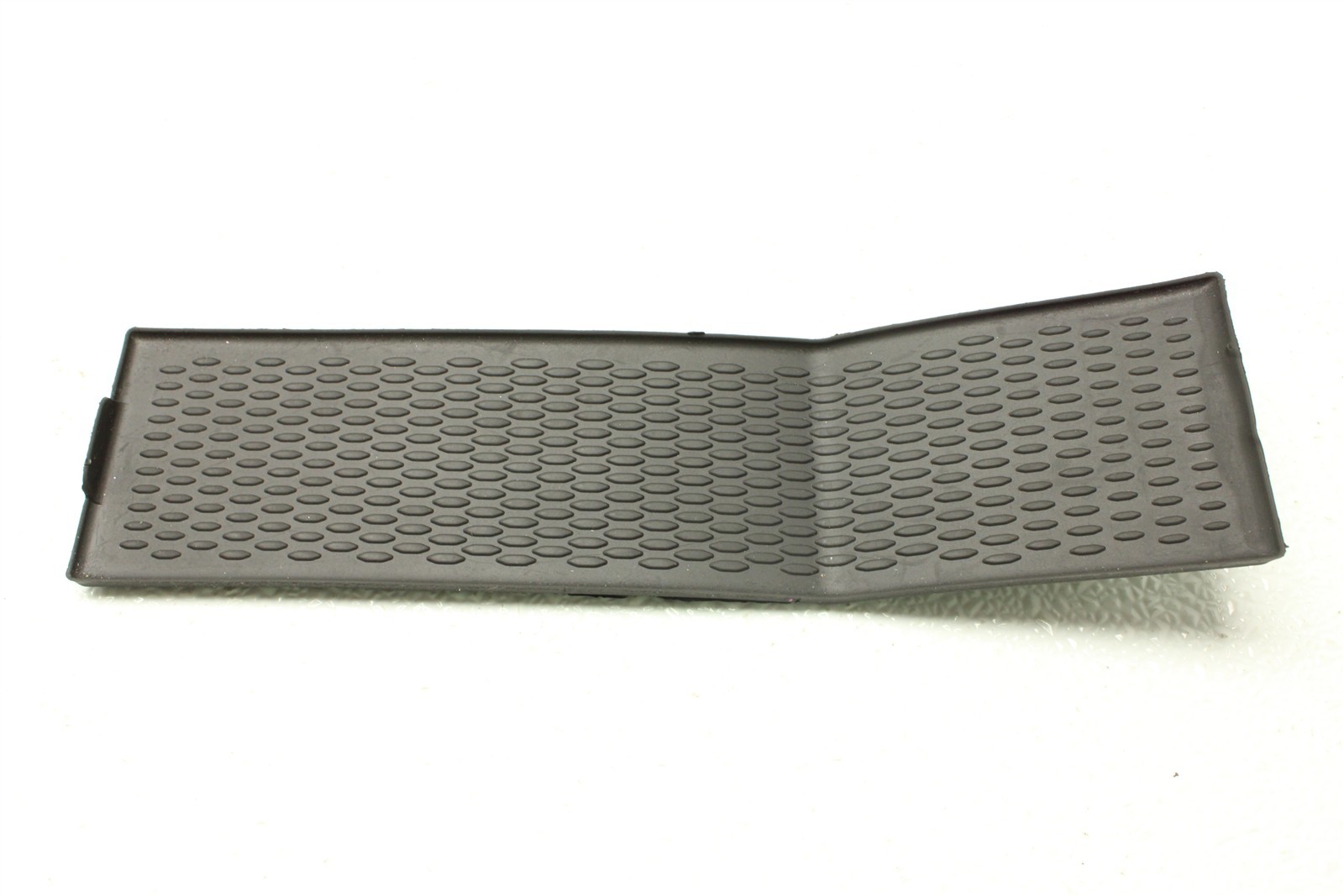 McLaren Artura 2025 Front Center console P/N 16NA802CP