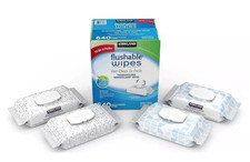 New Kirkland Signaturee Flushable Premoistened Wipes Fragrance-Free, 640 Count