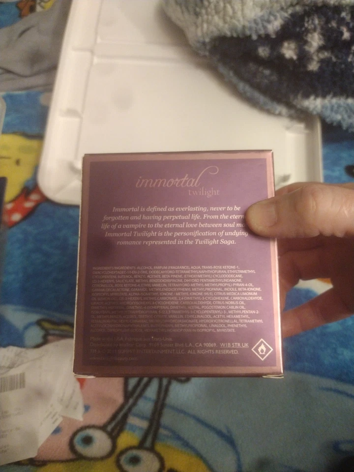 Caja de perfume vacía Immortal Twilight Foto 2 de 4