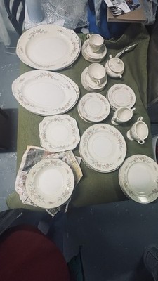 42 piece homer laughlin eggshell georgian set  42 pieces replacement pieces