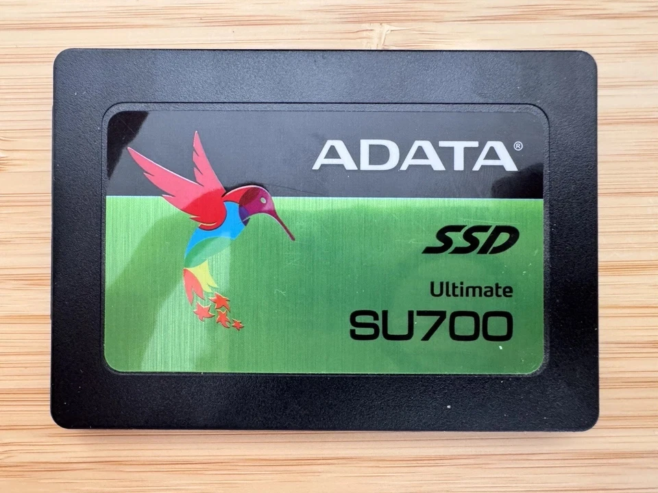 ADATA SU700 120GB SSD 2.5 Zoll SATA III Solid State Drive