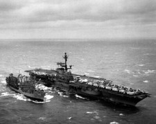 U.S. Navy Oiler Tappahannock refuels USS Coral Sea 8x10 Vietnam War Photo 511