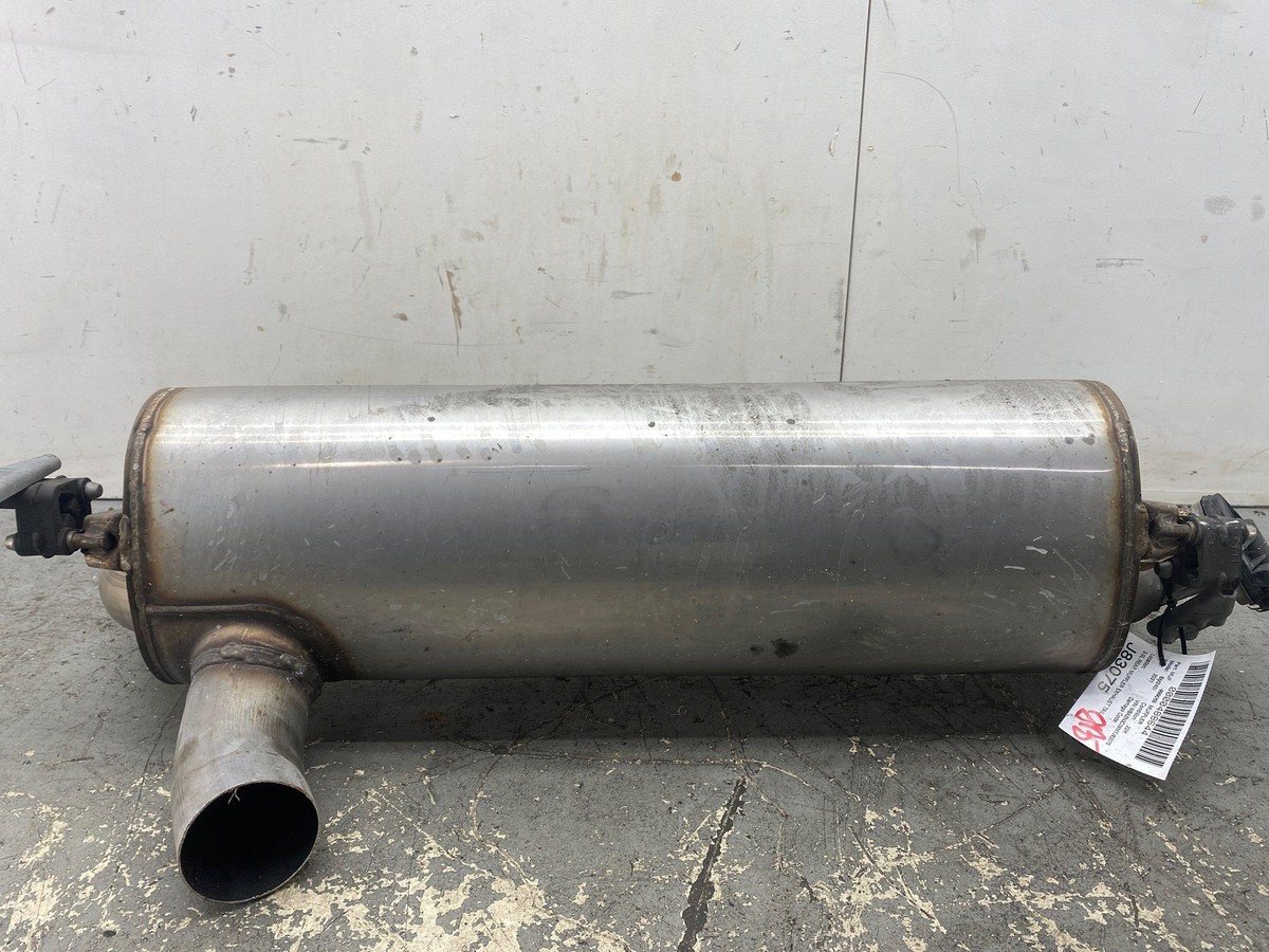 2021 BMW M240I 3.0L REAR MUFFLER EXHAUST TAIL PIPE 2021 BMW M240I 3.0L REAR MUFFLER EXHAUST TAIL PIPE