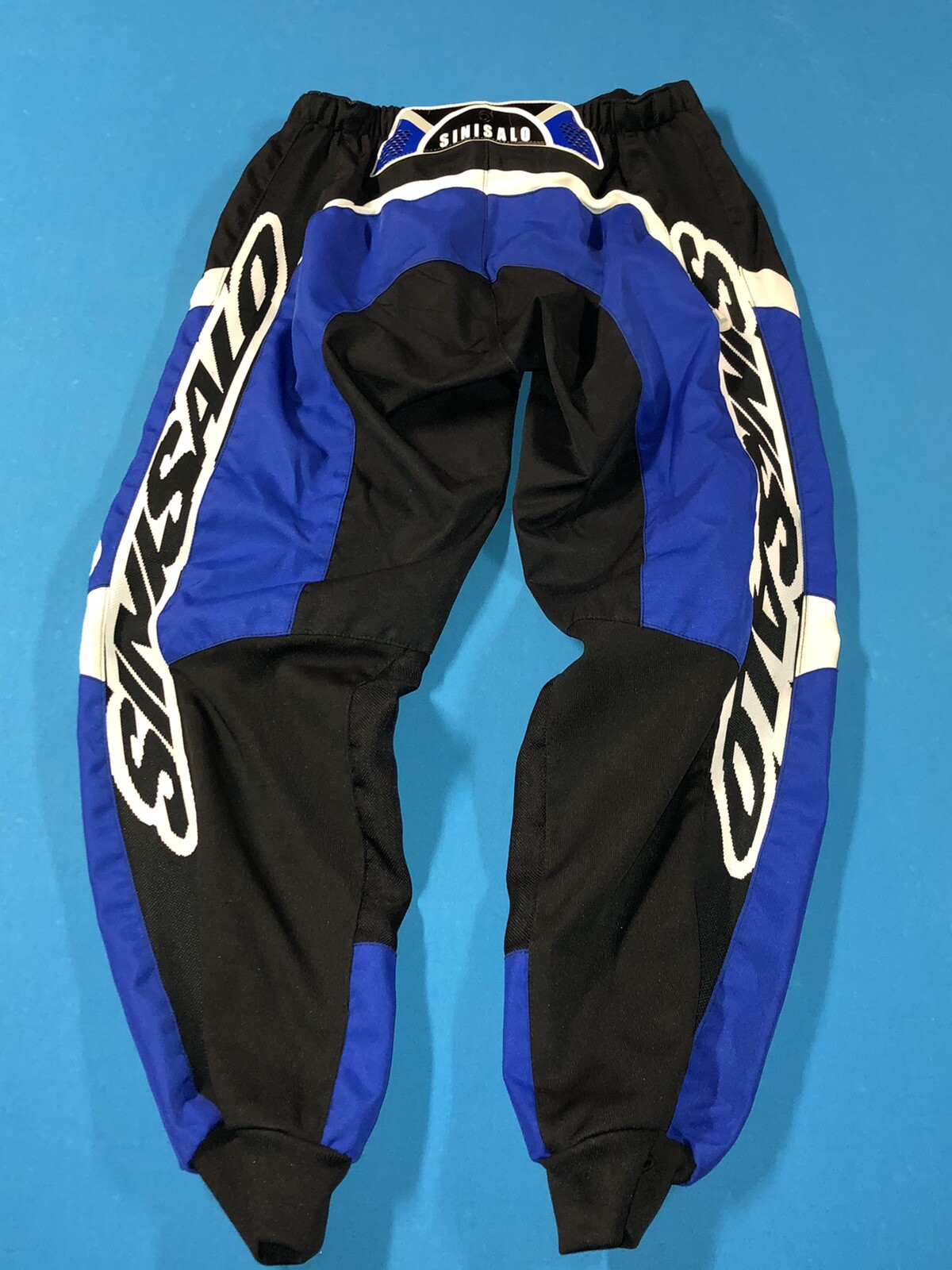 Picture 4 of 6