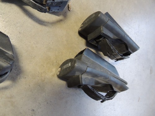 Set of 4 Thule 450 Crossroads Towers For SquareBars w/ Lock Cores and Key - Picture 6 of 10