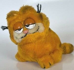 garfield plush 1981
