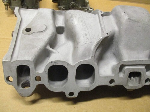 1968 Corvette 427 400hp Tripower Oval Port Intake and Carbs GM 3919850 3659 4055 - Picture 11 of 22