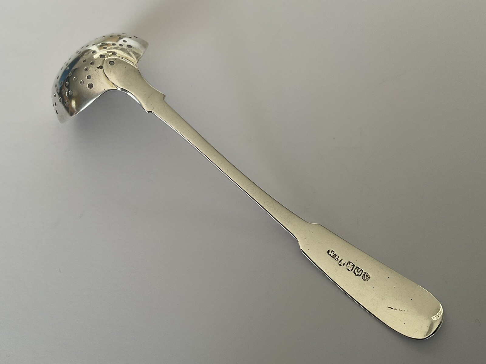 Lovely Scottish Georgian Solid Silver Sugar Ladle by William Peat Edinburgh 1827