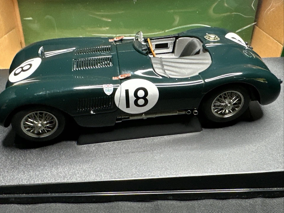 AUTOart 1/18 Jaguar C-Type Le Mans победитель литой #18 зеленый цвет - Изображение 2 из 4