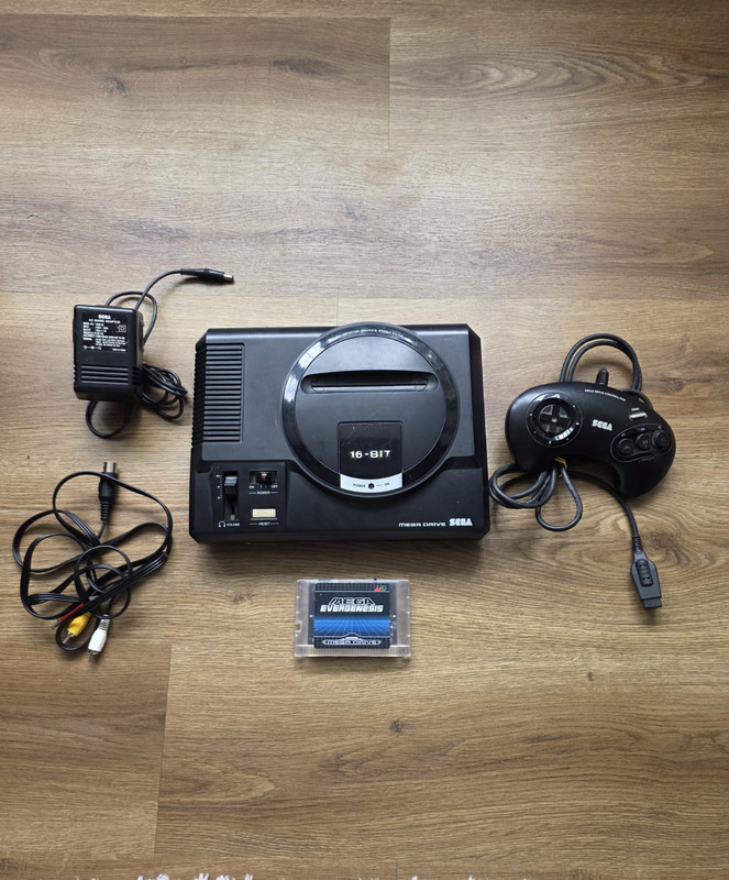 Sega Mega Drive 16-Bit Black Console Bundle Cables and Controller 3000 Game Card