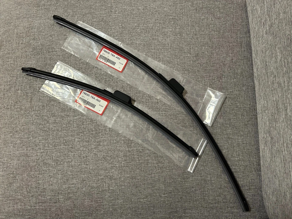 New Pair Front Windshield Wiper Blades For 2019-2022 Honda Insight Sedan — 第 2/3 张图片