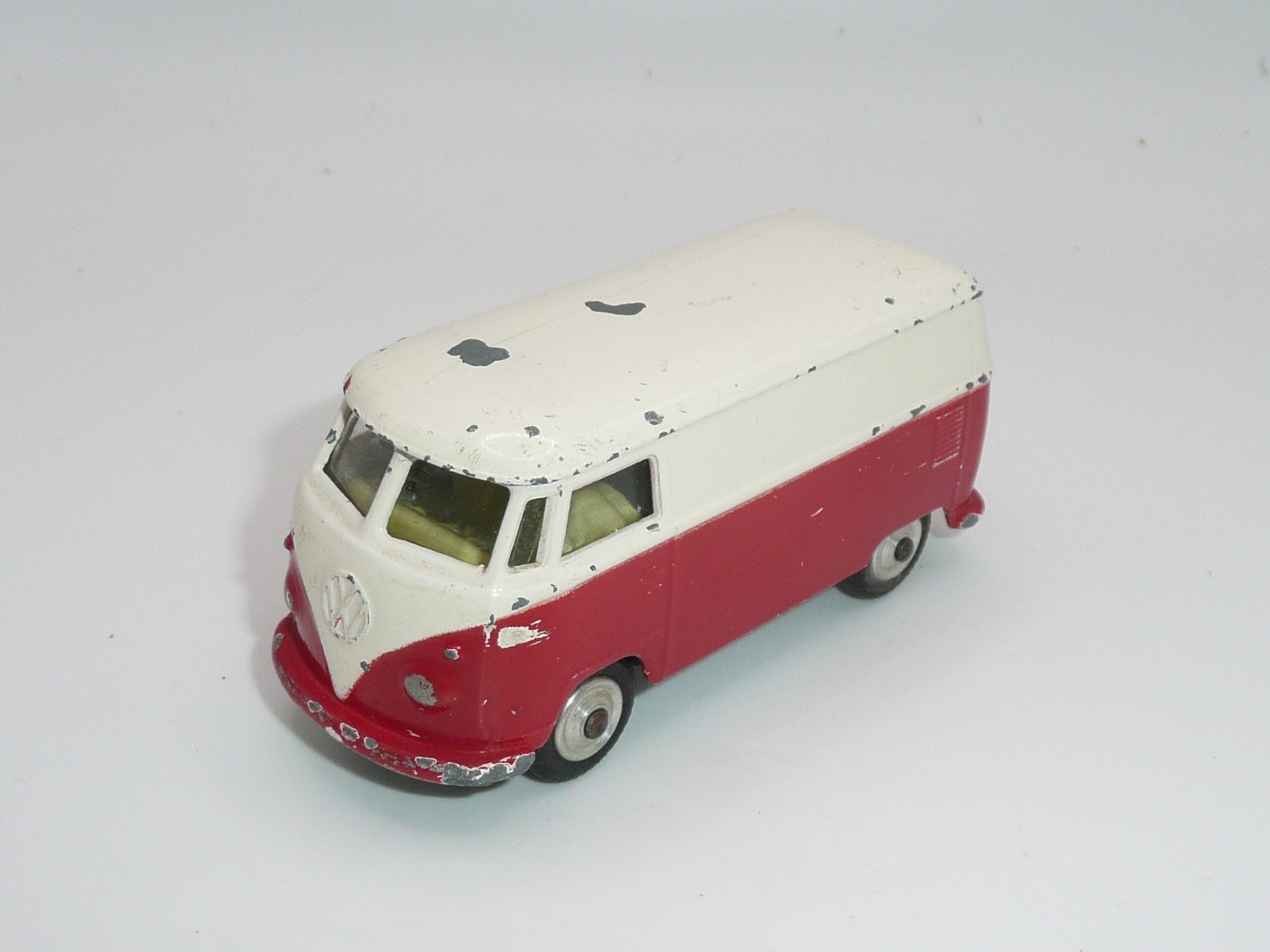 Corgi 433, VW Pickup - Free Price Guide & Review