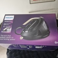 PHILIPS PerfectCare 8000 Series PSG8300/80 Steam Generator Iron