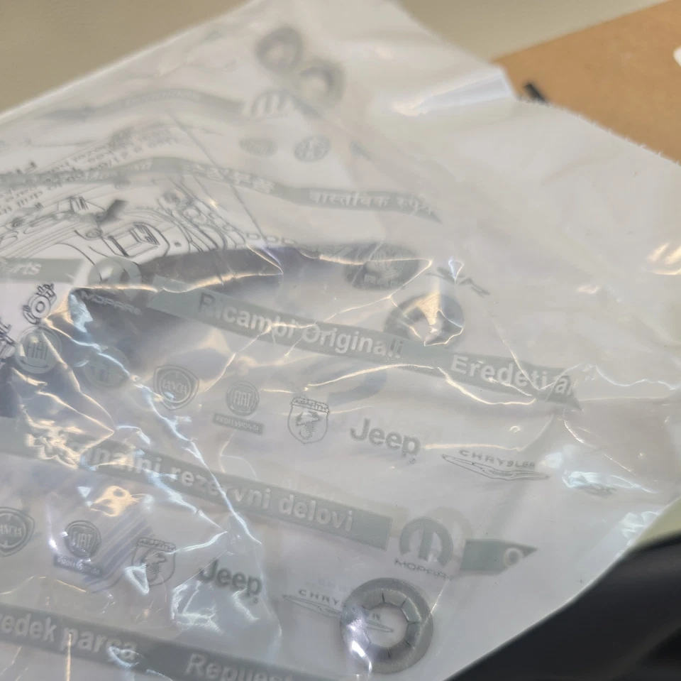 Nuevo de Lote Original Mopar 05102832AA Lado Izquierdo - Chrysler 300M Concorde LHS Dodge Intrepid Foto 3 de 4