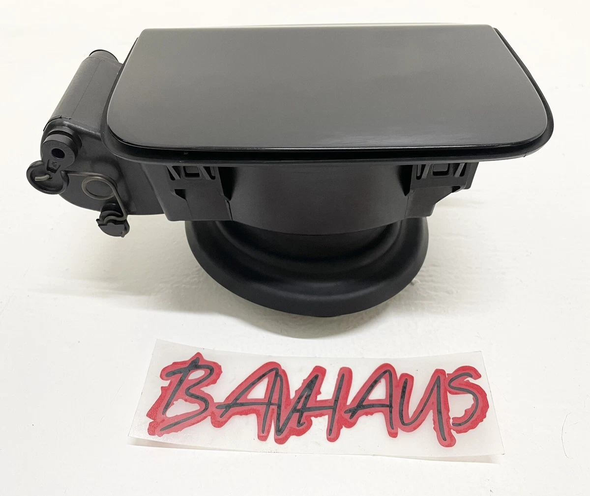 07-15 OEM BMW E90 335xi Fuel Door Cover Pot 51177073961 335i 328i 