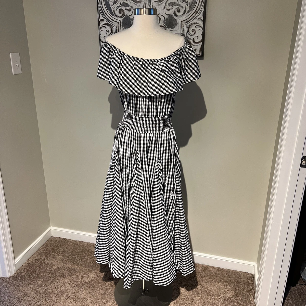 chelsea and theodore dress