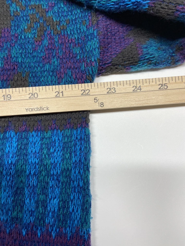 Vintage 90s Emerald club Geometric sweater pullover crew neck Purple size large - Image 4 of 4