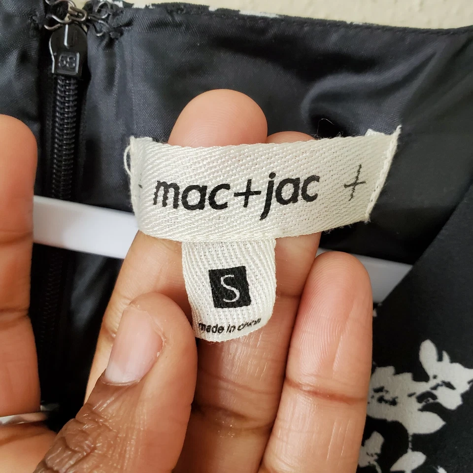 Mac + Jac Womens Black Floral Sleeveless V-Neck Mini Fit Flare Dress Size Small  - Image 4 of 4