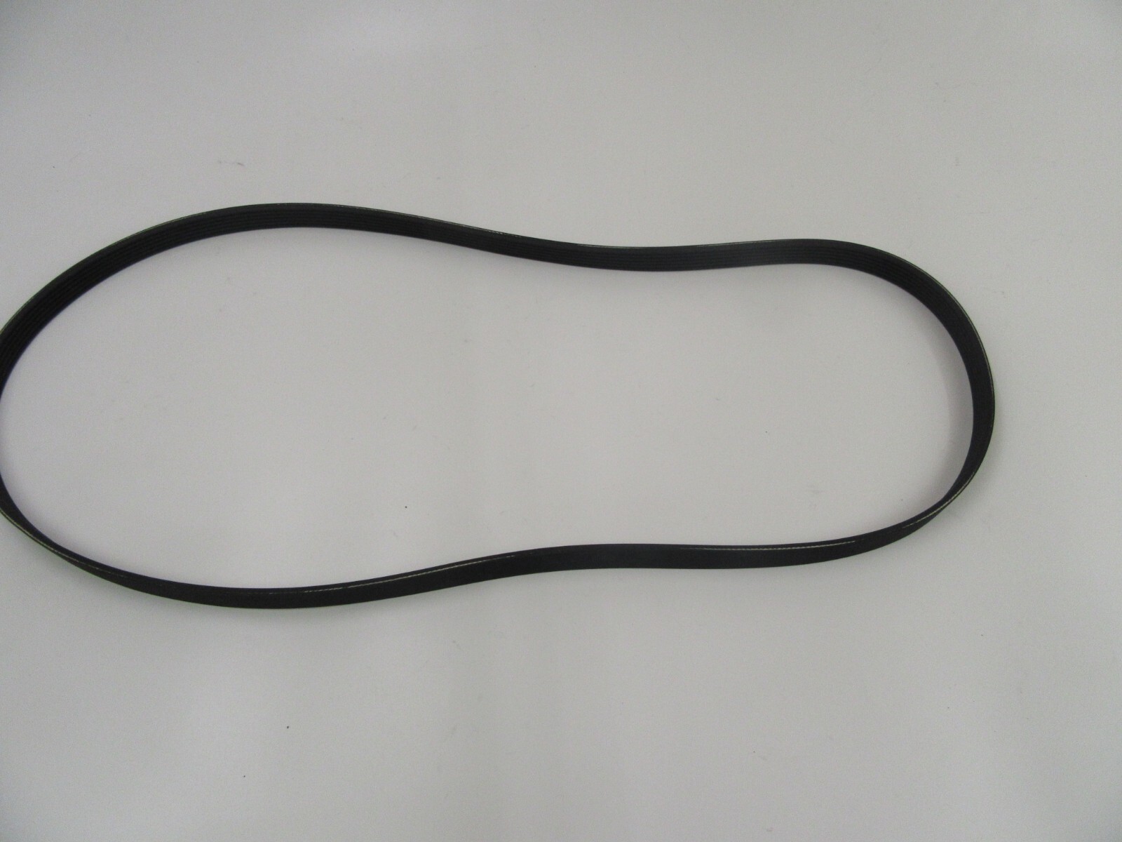 Maserati Gran Turismo Quattroporte water pump Ac compressor serpentine belts