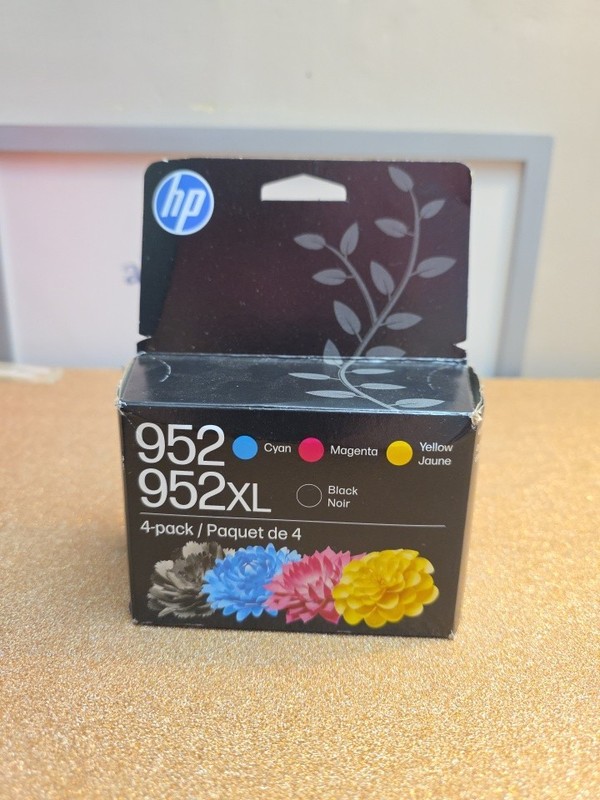 HP 952XL N9K28AN Ink Cartridge BRAND NEW SEALAD BOX (FREE SHIPPING)