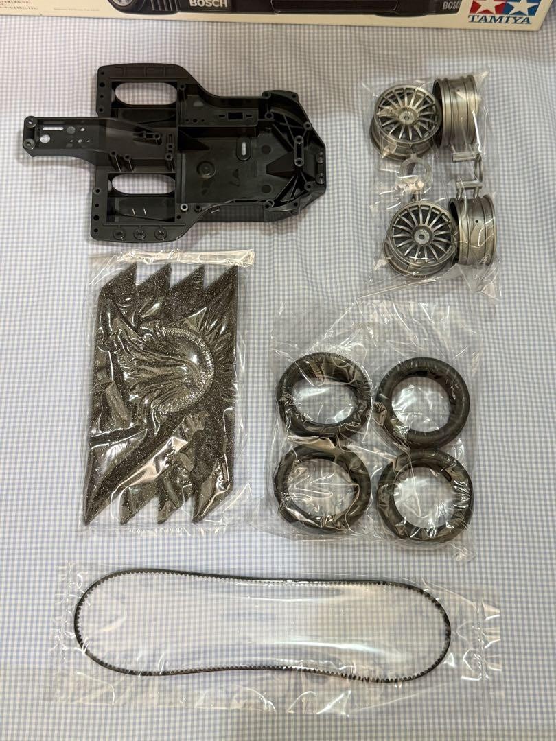 タミヤ★Audi／アウディA4 STW TAO3Fベルトドライブ4WD 1/10 $_57.JPG?set_id=880000500F
